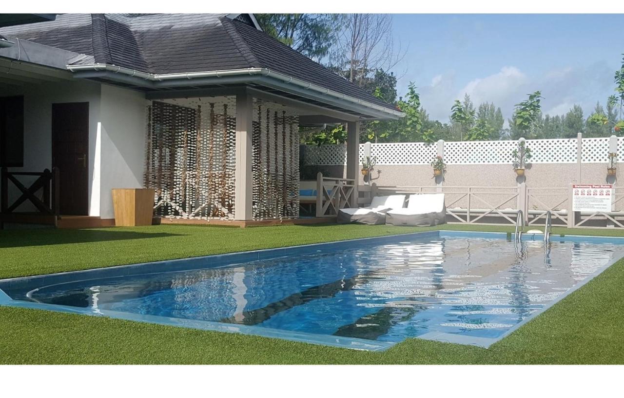 4 Etoile Villas Anse Volbert Village  Exterior photo